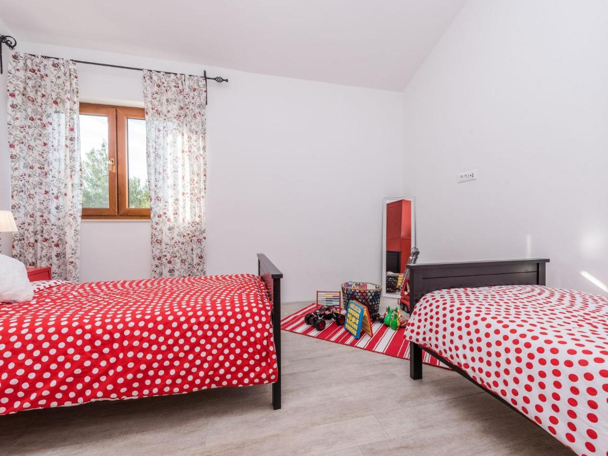 Holiday Home Velebit By Interhome Rovanjska Eksteriør billede