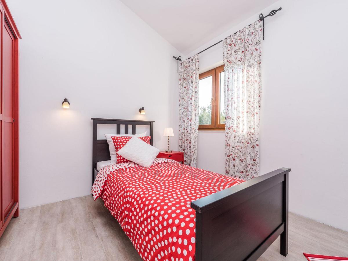 Holiday Home Velebit By Interhome Rovanjska Eksteriør billede