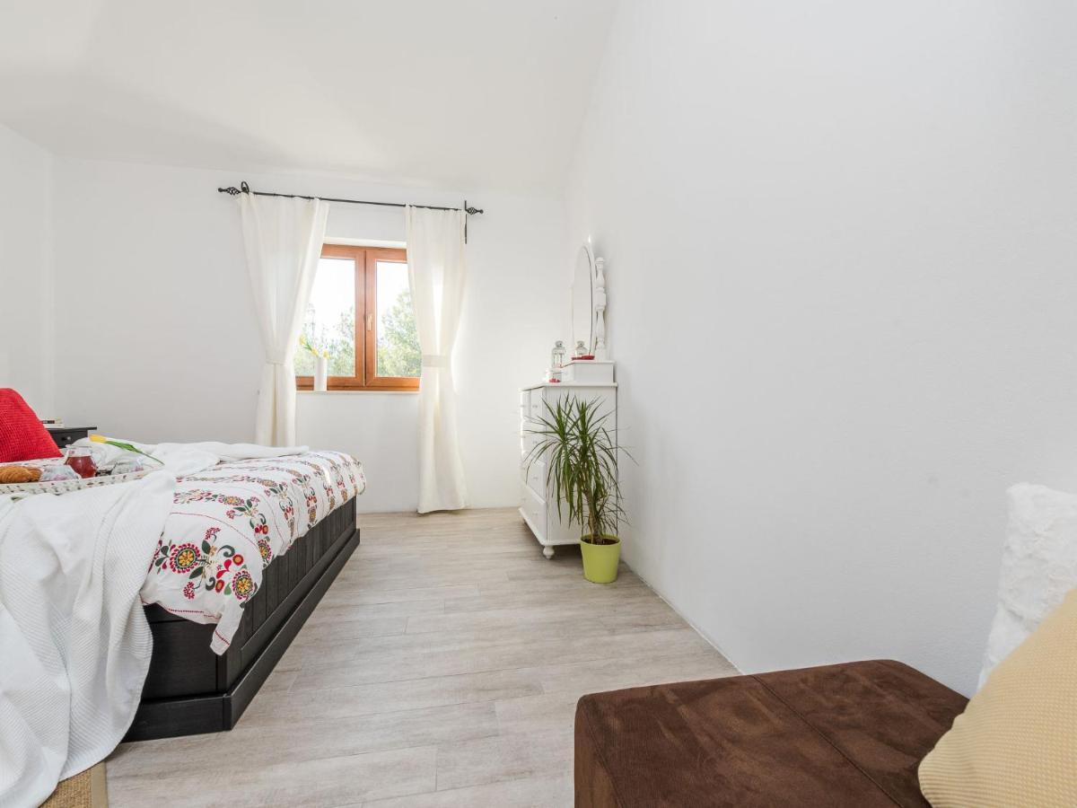Holiday Home Velebit By Interhome Rovanjska Eksteriør billede